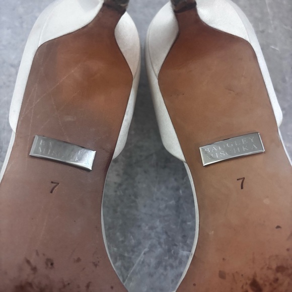 Badgley Mischka Ivory Satin Salsa Heels - Picture 9 of 9